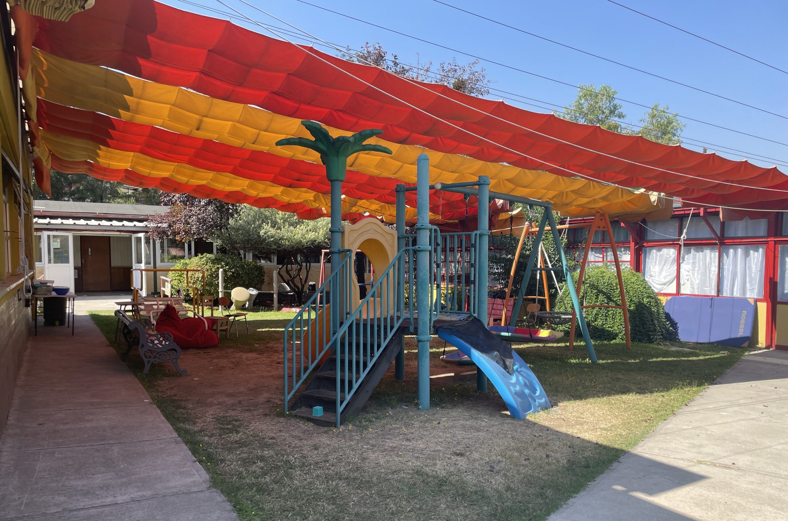 Colegio Amapolas de SLEP de La Quebrada